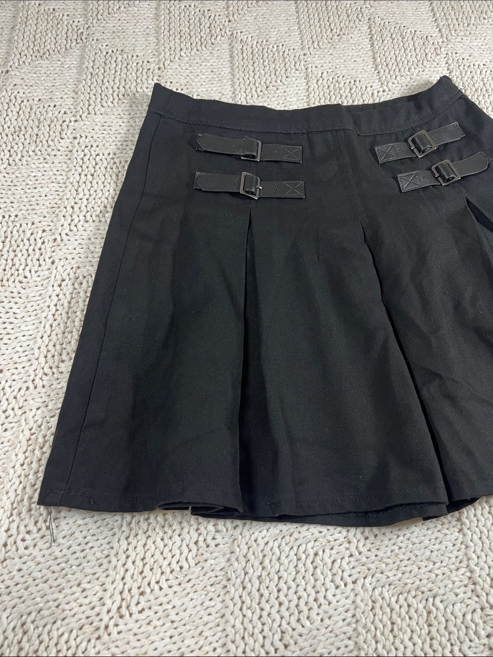 Hot Topic Pleated Skirt - Picture 2 of 8